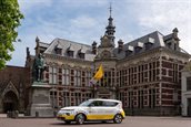 Meetauto voor het academiegebouw van de Universiteit Utrecht