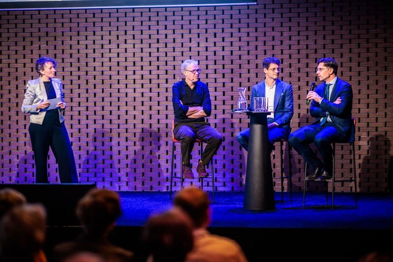 Paneldiscussie tussen de keynote sprekers