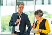 Afbeelding van programmamanager Jan Kohl en dagvoorzitter Astrid Feiter die het programma openden